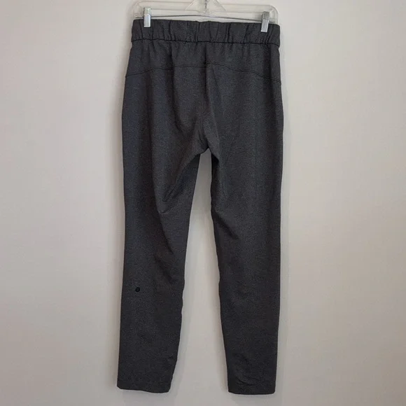 Lululemon Grey On the Fly Pants Size 6 - Picture 4 of 5